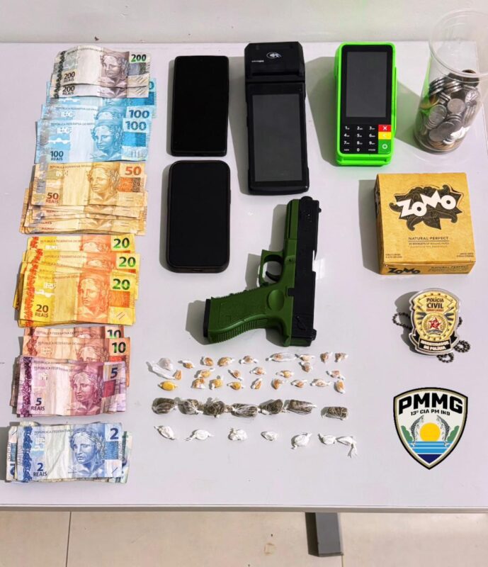 Material apreendido pela Polícia.