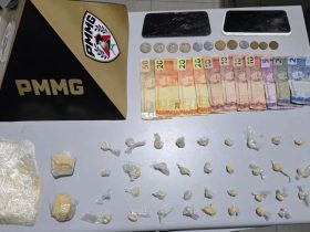 Drogas, dinheiro e celulares que foram apreendidos na operação da PM.