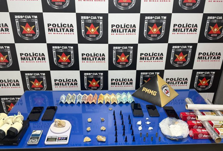 Grande quantidade de drogas foi apreendida - Foto: PMMG/Divulgação