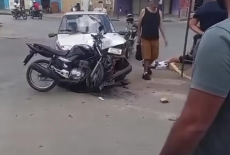 Acidente ocorreu na manhã desta segunda-feira (6) - Foto: Redes Sociais