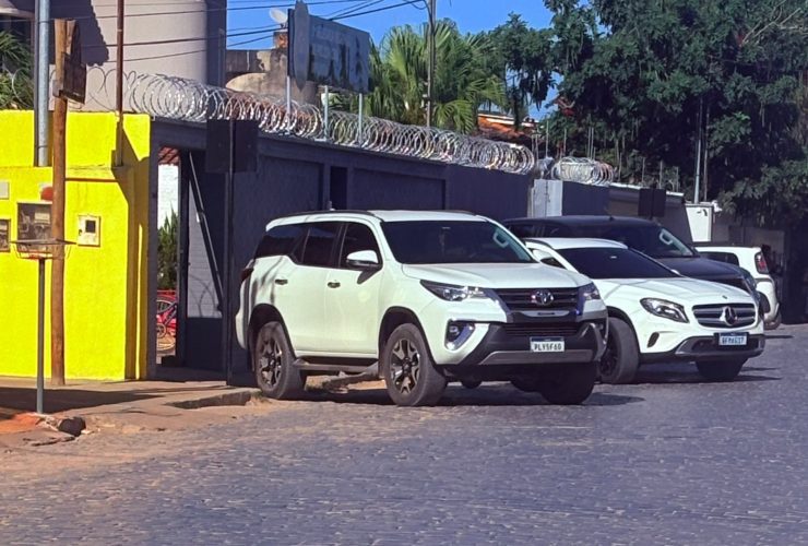 Carros foram apreendidos - Foto: Divulgação/Redes Sociais