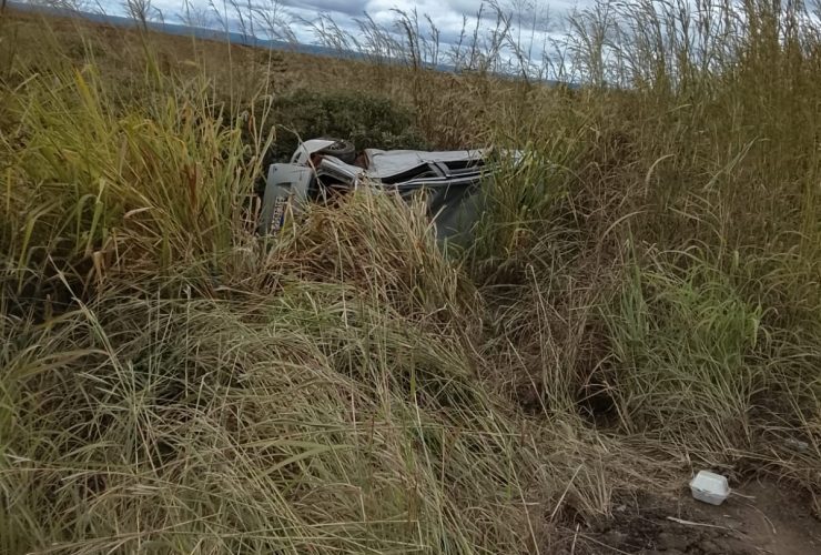 Carro caiu em ribanceira - Foto: Samu / Divulgação