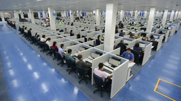 Processo seletivo da AeC tem 1,3 mil vagas abertas na área de contact center