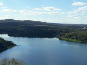 Rio Salinas - Foto: Site Minas Gerais / Divulgação