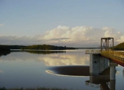 Barragem de Salinas que pereniza o Rio Salinas - Foto: Milton Santiago / Arquivo Pessoal