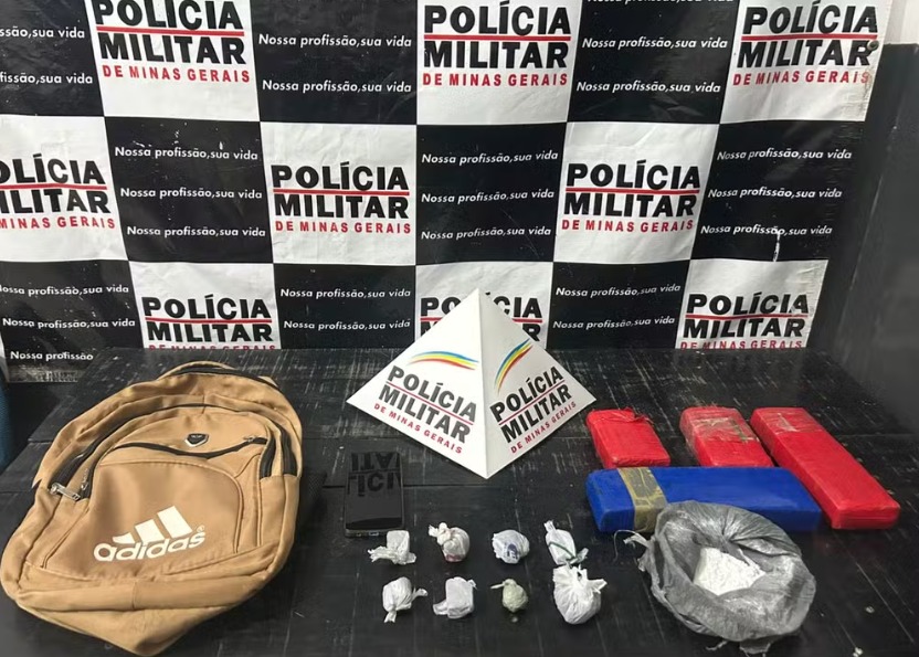 Material apreendido durante a ocorrência - Foto: Polícia Militar/Divulgação