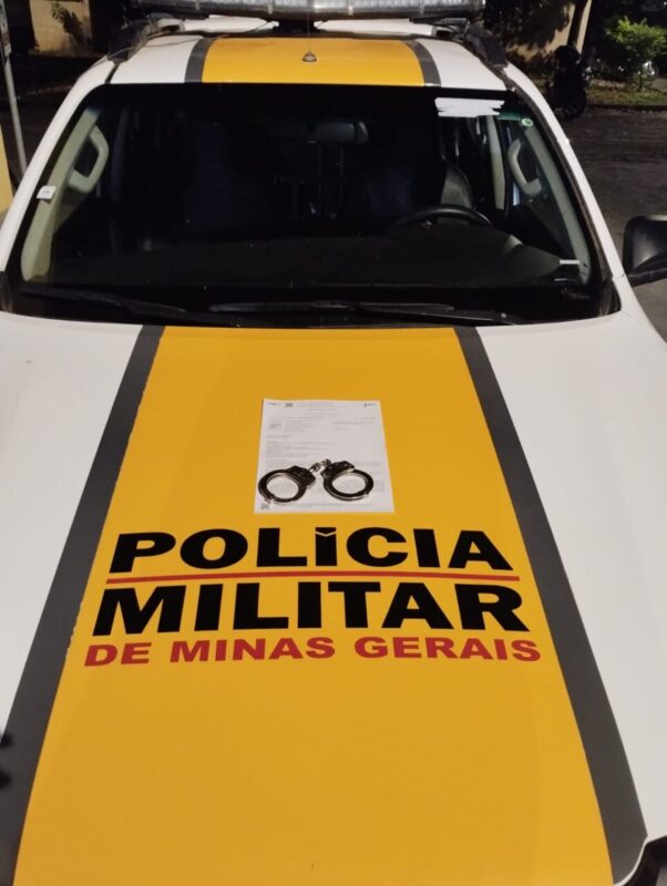 Foragido é preso durante viagem na BR-251 em Montes Claros